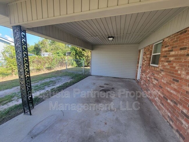 Building Photo - 3618 Audubon Pl