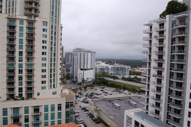 Building Photo - 7350 SW 89th St