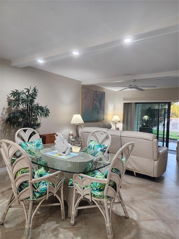 Building Photo - 6361 Bahia Del Mar Blvd S