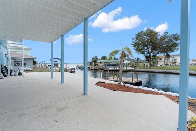 Building Photo - 13521 Stacey Dr