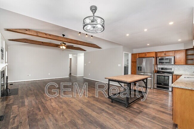 Building Photo - 11609 Silverleaf Ln