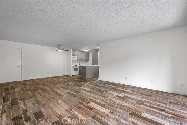 Building Photo - 802 Camino Real