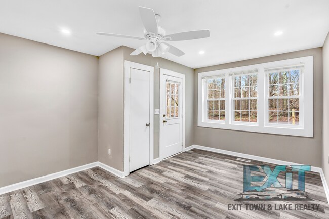 Building Photo - 3 bedroom, 1 bathroom home located in Lawrenceville, VA