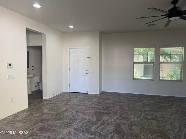 Building Photo - 10990 E Palmetto Pointe Trail