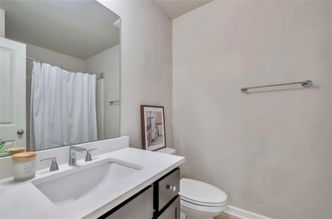 Building Photo - 378 Mulberry Row