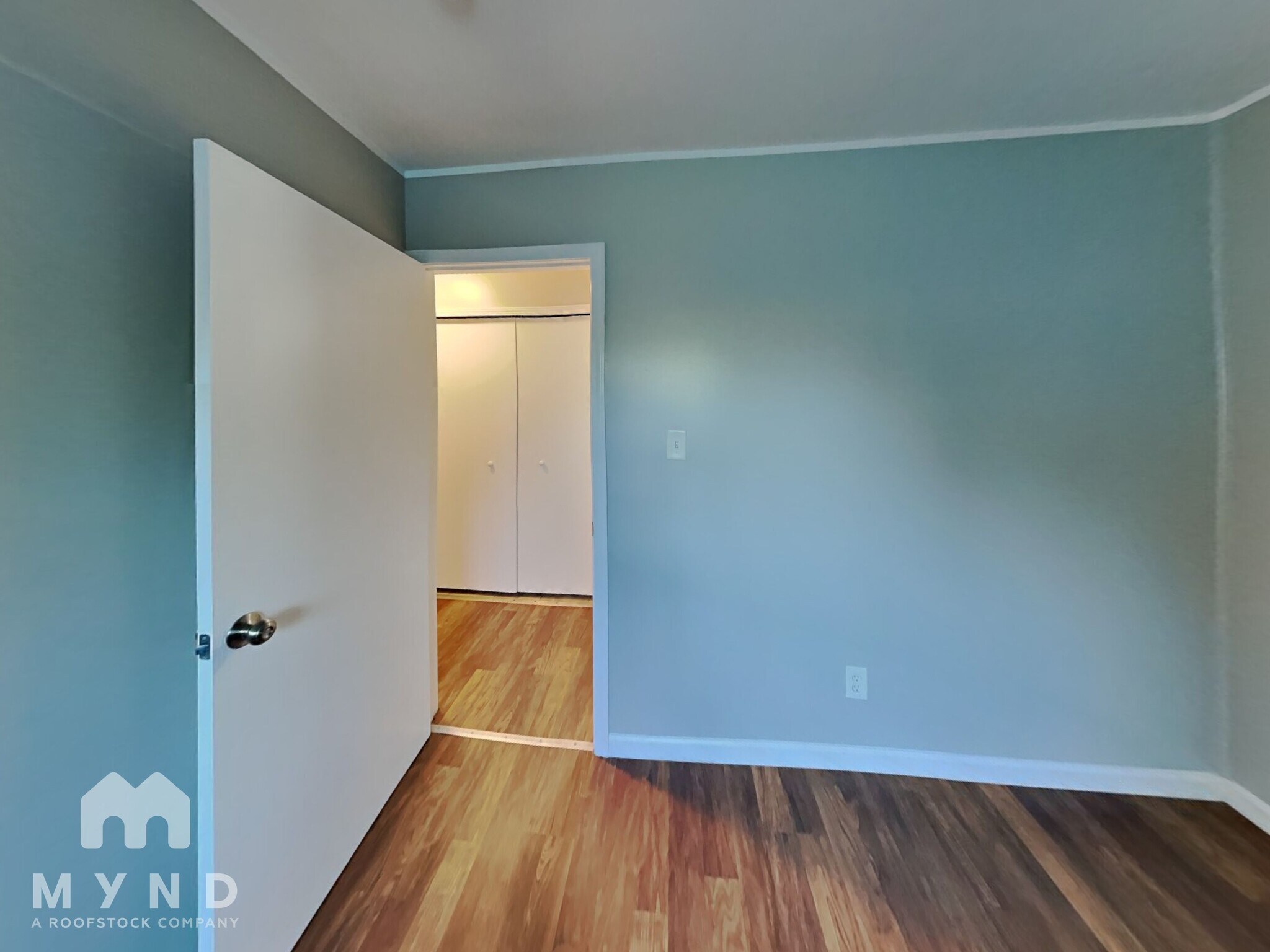 Building Photo - 3049 Bluefield Dr