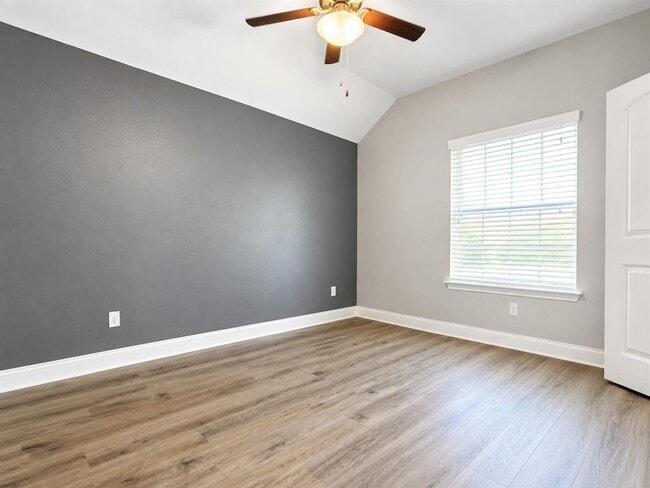 Building Photo - 18512 Rio Chama Ln
