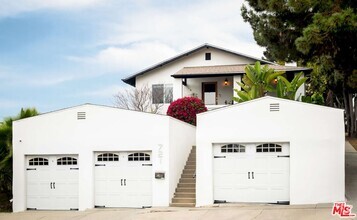 Building Photo - 721 Holland Ave