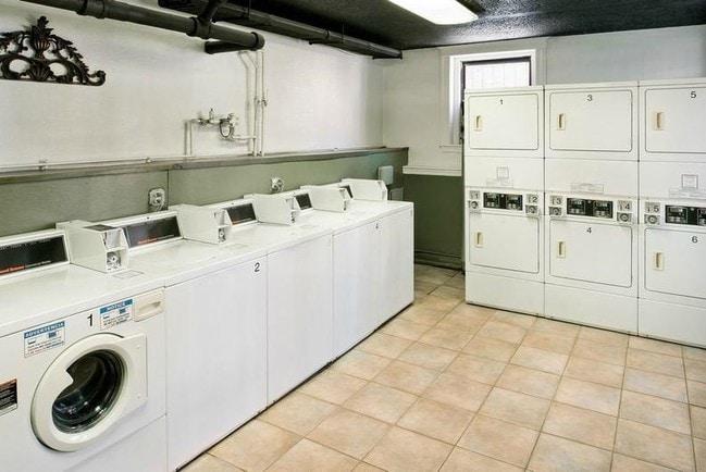 Interior Photo - Hamilton Union