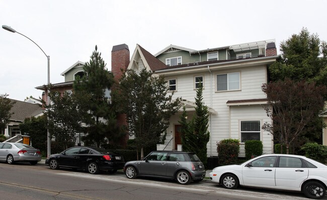 Building Photo - The Heritage on First Avenue