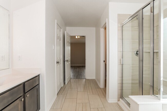 Building Photo - 16389 Olive Sparrow Dr