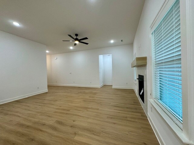 Building Photo - 5 Stoneleigh Ln