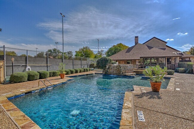 Building Photo - Affordable 2 bedroom in North Arlington