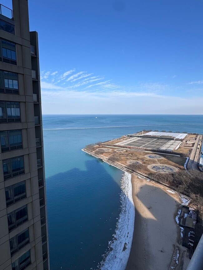 Building Photo - 600 N Lake Shore Dr