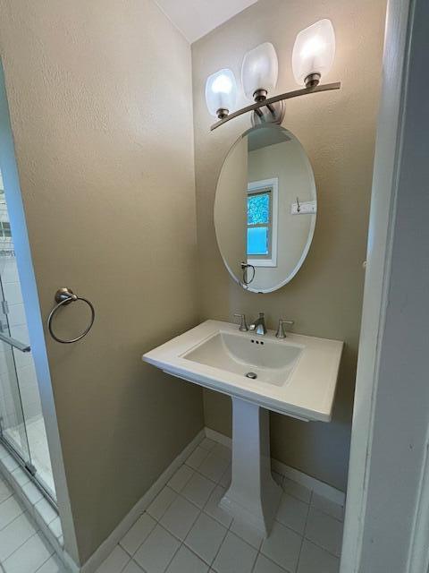 Building Photo - 921 Lennox St