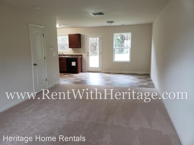 Building Photo - 3 br, 2.5 bath House - 4033 Sitka Drive