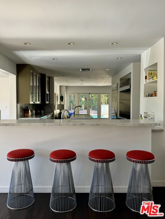 Building Photo - 1555 Rising Glen Rd