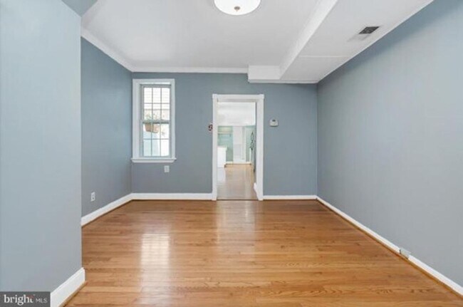 Building Photo - Enchanting Fells Point SFH 2bd/1.5ba w/ CAC, Modern Features, W/D and more! Available now