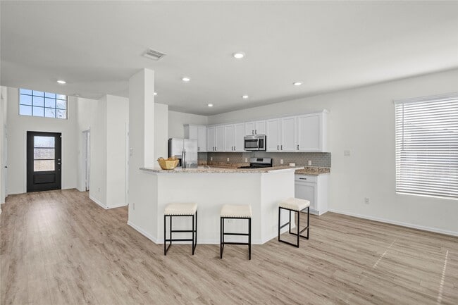 Building Photo - 19010 Sonora Chase Dr