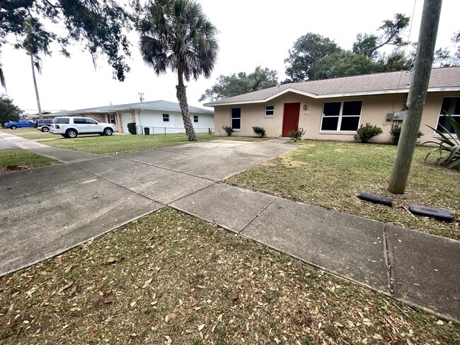 Building Photo - 2271 Granada Dr