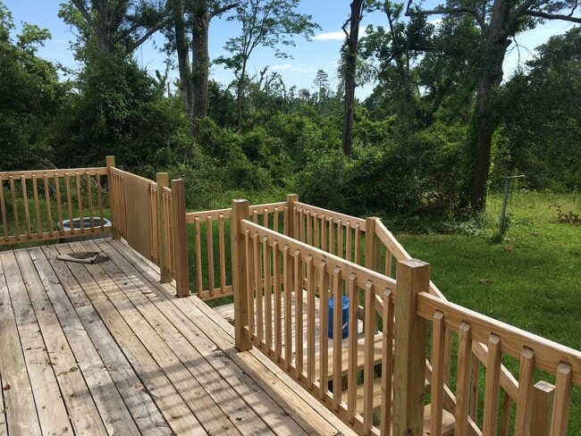 Building Photo - 4 Bed 2 Bath - Secluded at I-20 & Hwy 167