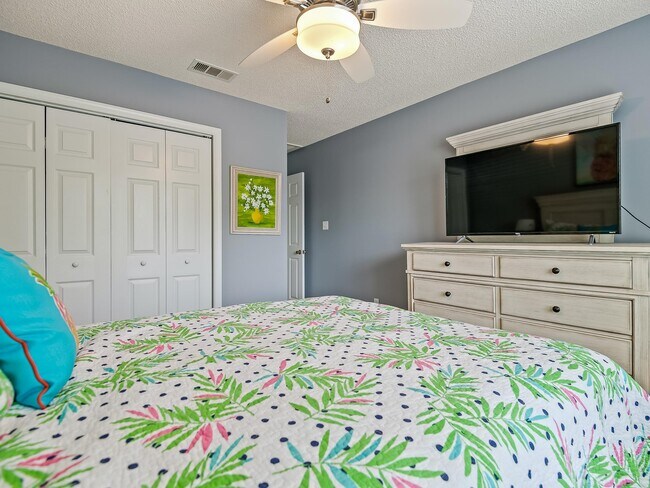 Building Photo - 5015 Mint Hill Ct