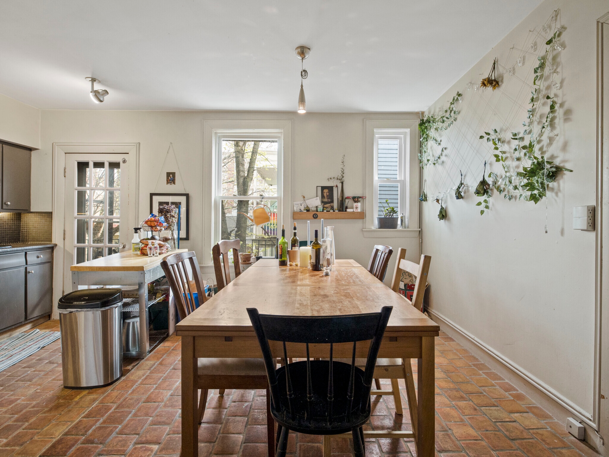 Building Photo - 368 Broadway