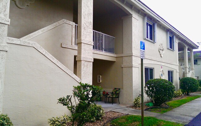 Building Photo - 8460 NW 40th St