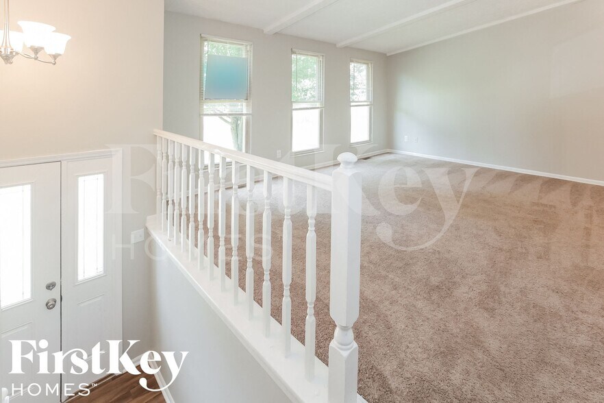 Building Photo - 4124 Oil Creek Dr