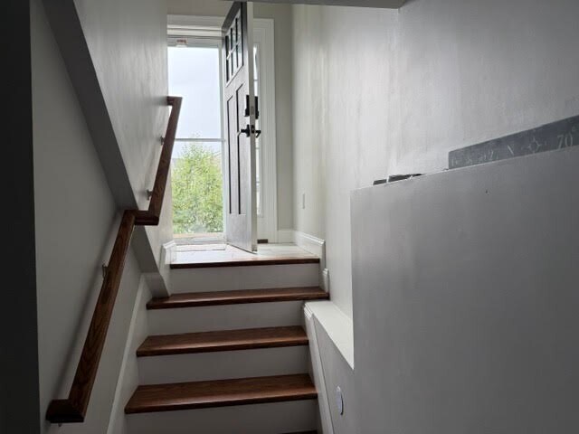 Building Photo - 21 Burncoat Hts