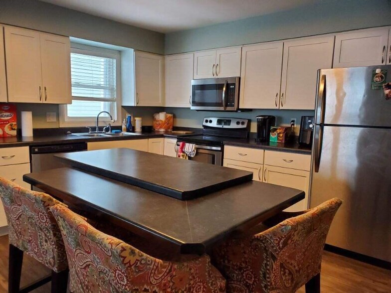 Building Photo - 1408 Madison St