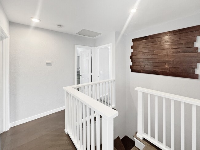 Building Photo - 1334 Miraflores Glen
