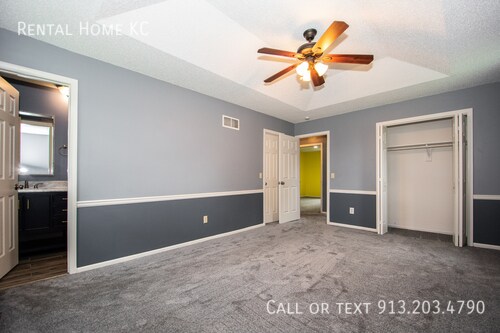 Building Photo - 2116 E 144th St