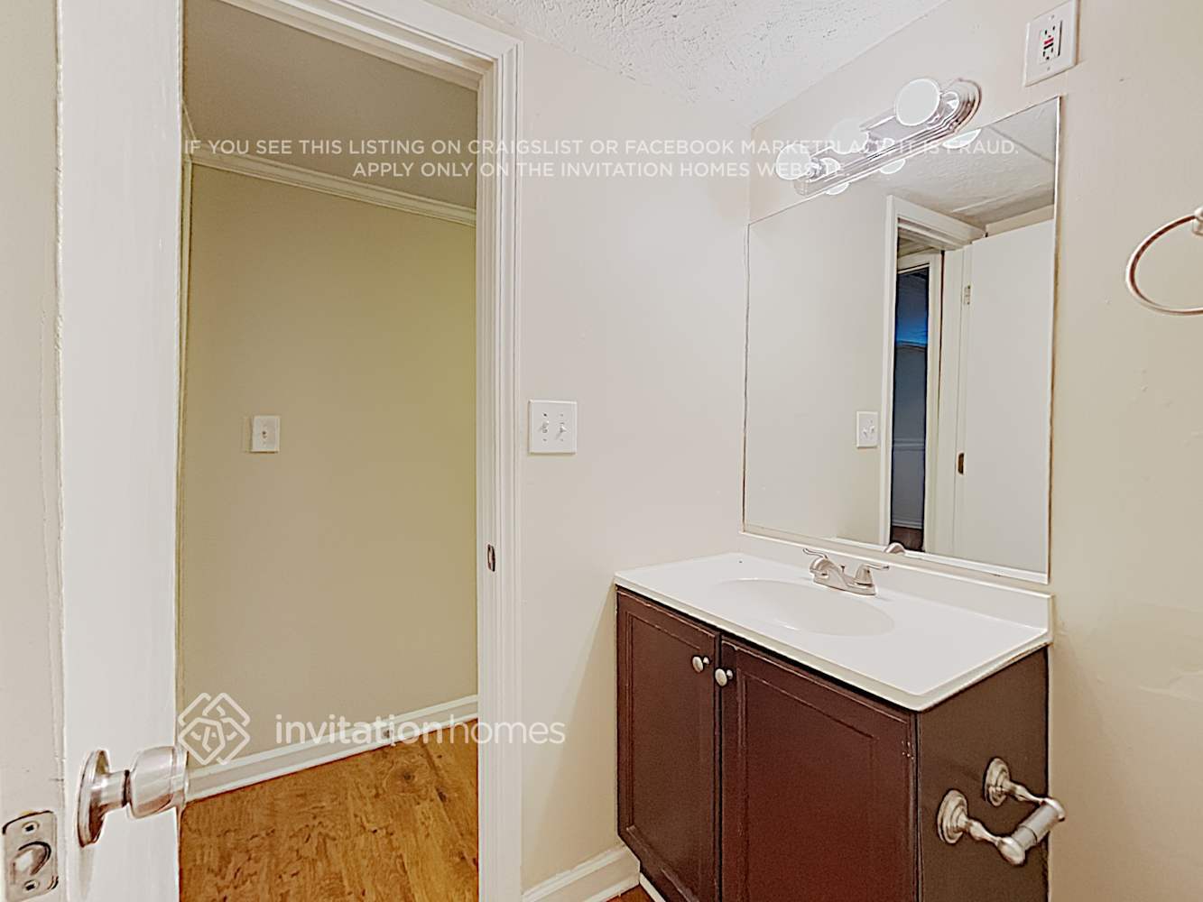 Building Photo - 2354 Shadowood Dr SW