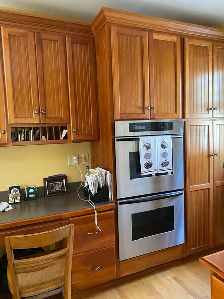 Building Photo - 227 S Water St