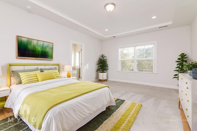 Building Photo - 395 Jorpaul Dr