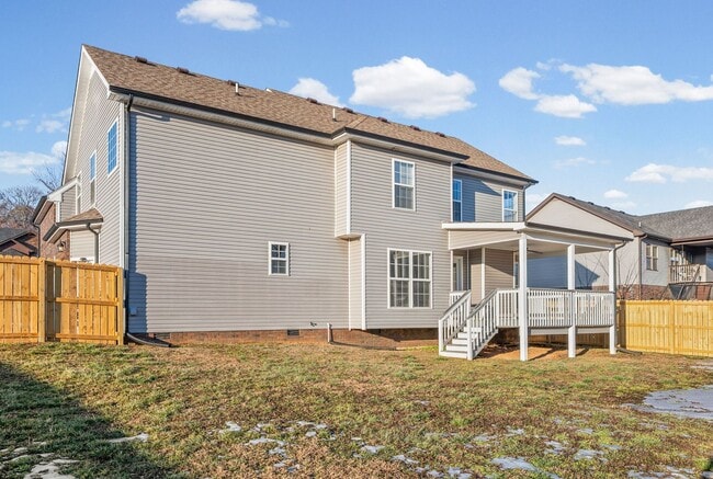 Building Photo - Pet Friendly Four Bedroom!