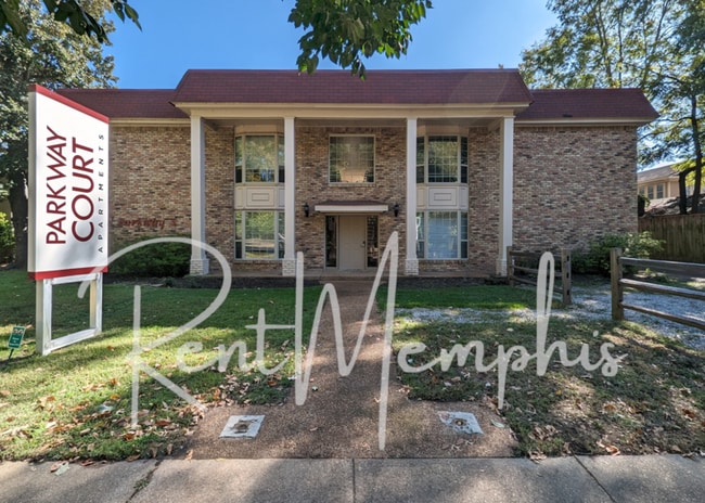 Building Photo - 358 E Pkwy N