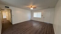 Building Photo - 12643 N 113th Ave