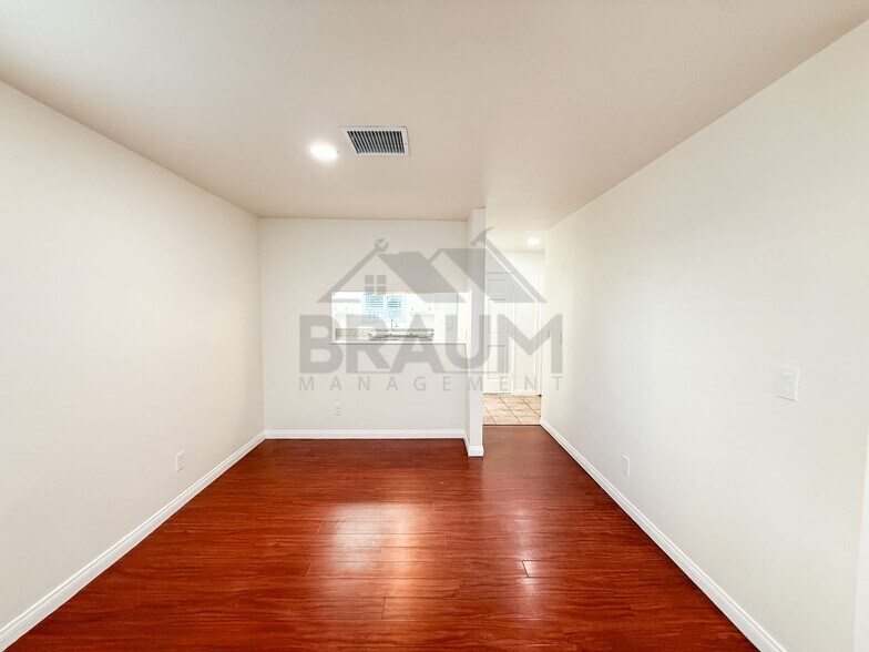 Building Photo - 14257 Friar St