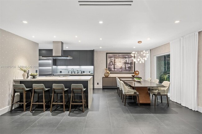 Building Photo - 4800 Bay Point Rd