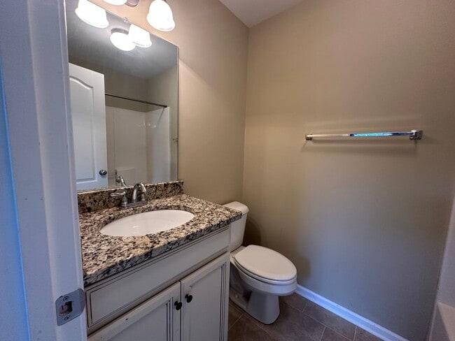 Building Photo - Tavern Grove Townhome in Campbell County-N...