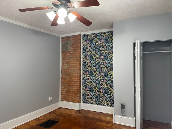 Building Photo - 1081 Harrison Ave