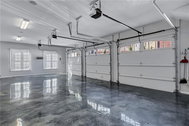 Building Photo - 476 Wallis Farm Way NW