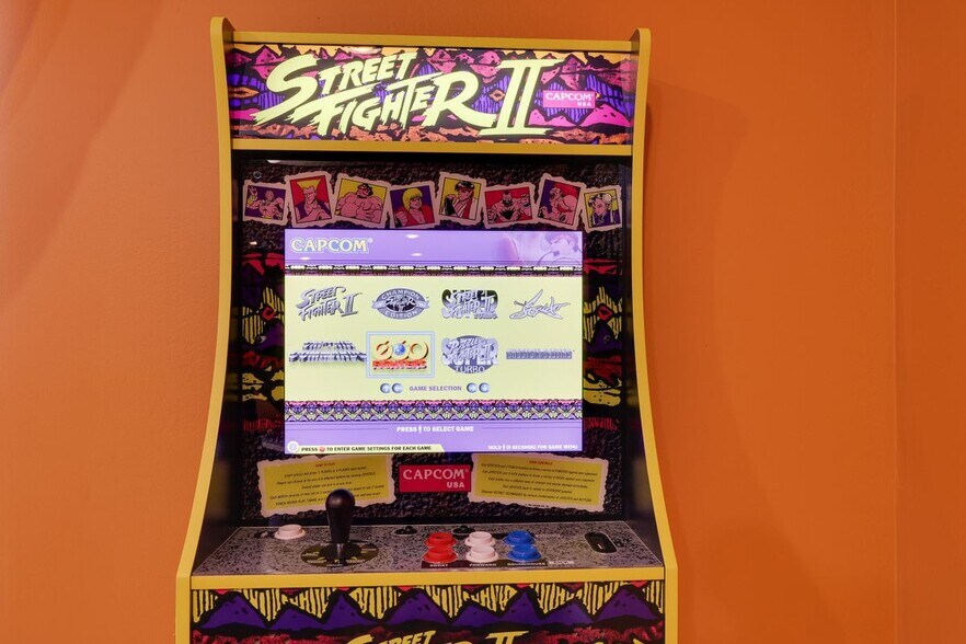 Building Photo - 163 Cambridge Ct