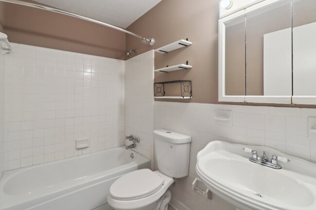 Building Photo - 2398 Lawrenceville Hwy