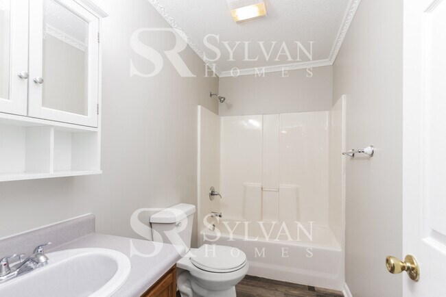 Building Photo - Unwind and Explore in Indianapolis'