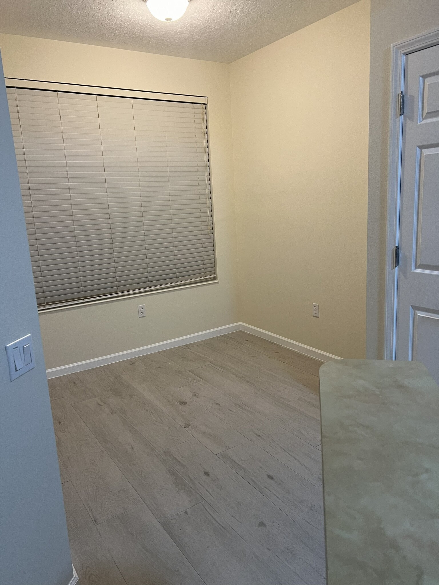 Building Photo - 2128 River Turia Cir