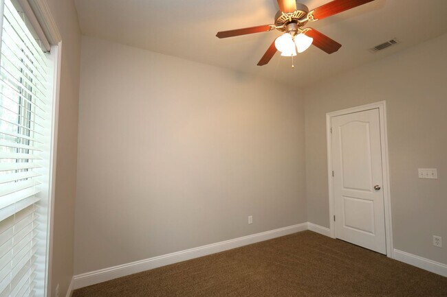 Building Photo - 4312 Wisteria Ln