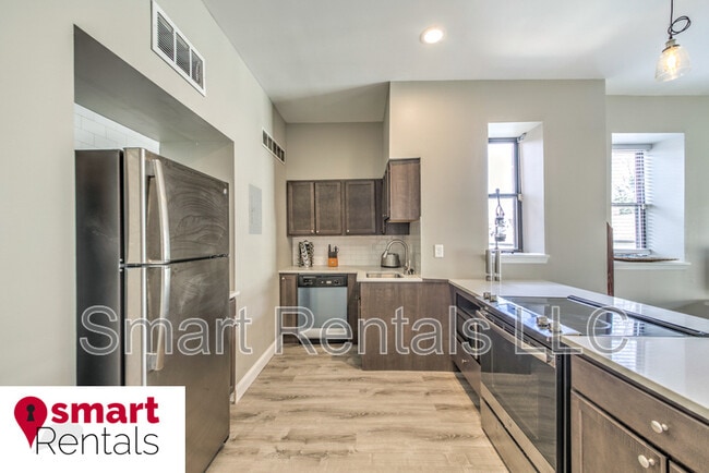 Building Photo - 3627 McRee Ave